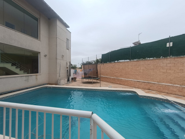 Dos Hermanas, ,5 BathroomsBathrooms,Casa,Venta,1511