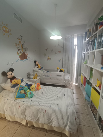 Dos Hermanas, ,5 BathroomsBathrooms,Casa,Venta,1511