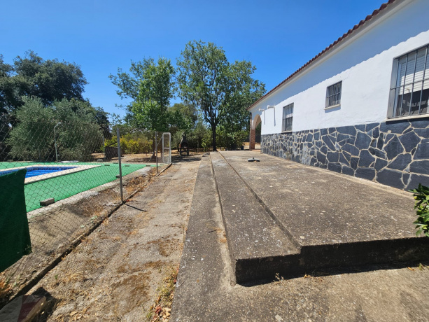 CASTILBLANCO DE LOS ARROYOS, 3 Habitaciones Habitaciones, ,1 BañoBathrooms,Terreno o Parcela,Venta,1533